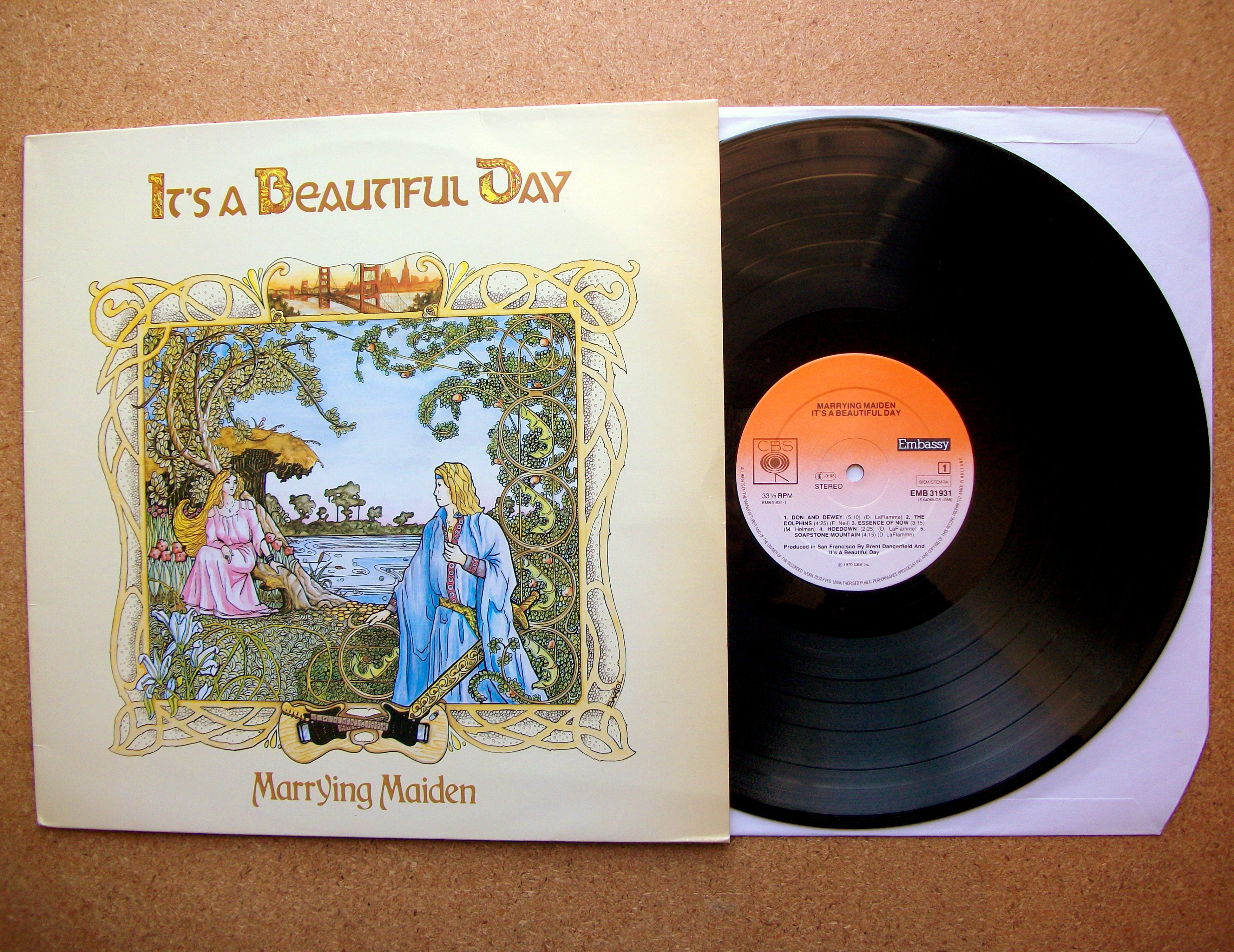 Песня it s a beautiful. It's a beautiful Day - marrying Maiden (1970). Группа it’s a beautiful Day. It's a beautiful Day - it's a beautiful Day (1969). It's a beautiful Day 1969 album.